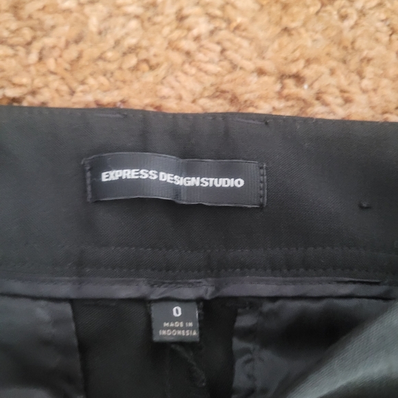 Express Capri Dress Pants - Picture 4 of 5